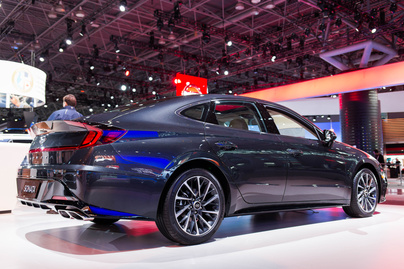 Illustration for article titled I Got One Thing to Say About the 2020 Hyundai Sonata: Damn
